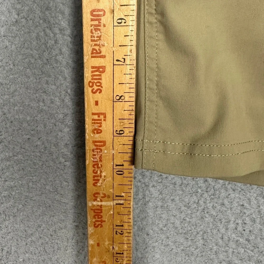 L.L. Bean Vista Camp Shorts Mens 42 Tan Hiking Trail Outdoor Stretch Flat Front